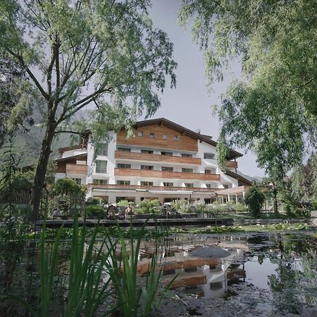 Vegan Hotel La Vimea (Adults Only) Naturns Exteriör bild