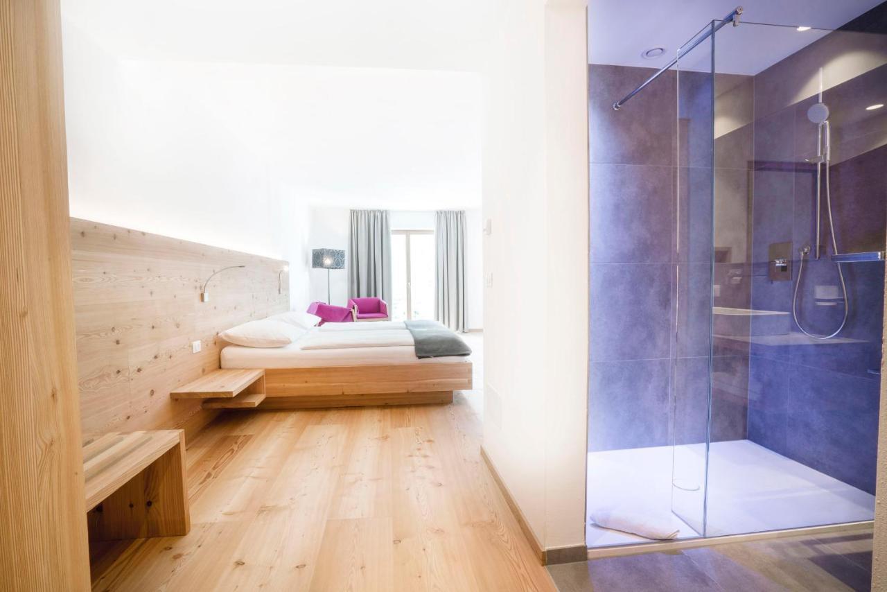 Vegan Hotel La Vimea (Adults Only) Naturns Exteriör bild