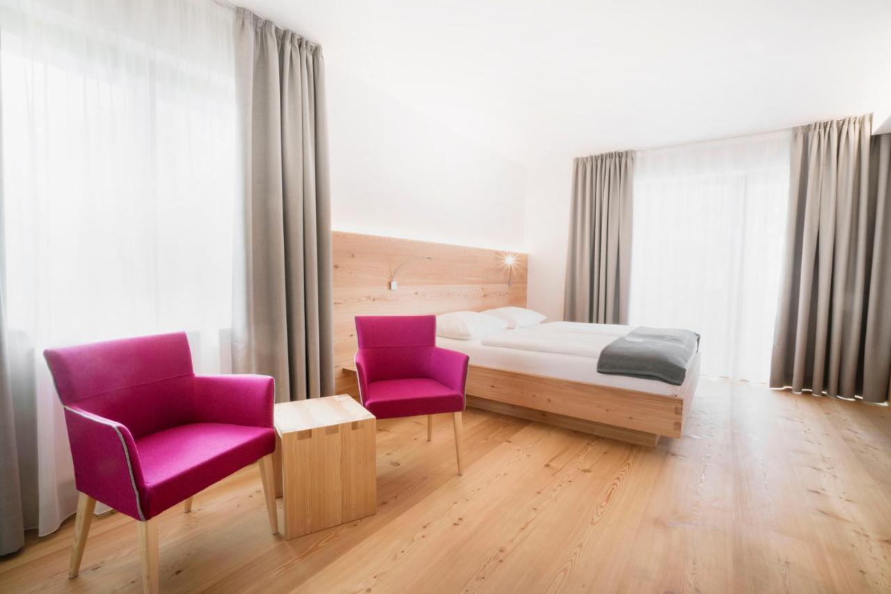 Vegan Hotel La Vimea (Adults Only) Naturns Exteriör bild