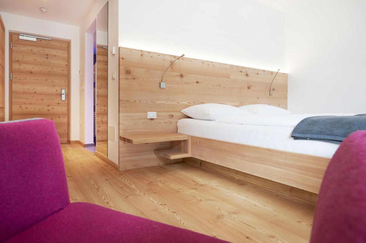 Vegan Hotel La Vimea (Adults Only) Naturns Exteriör bild